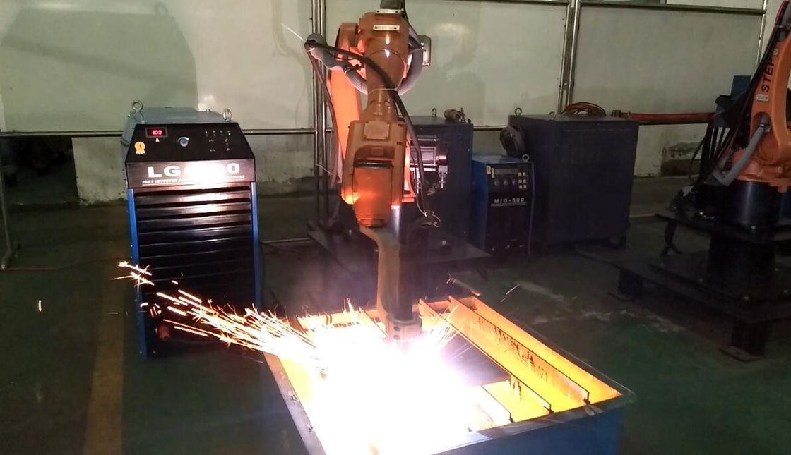 90mmの厚い金属のための頑丈な400A産業血しょう動力源血しょう打抜き機CNC血しょうカッターLG-400