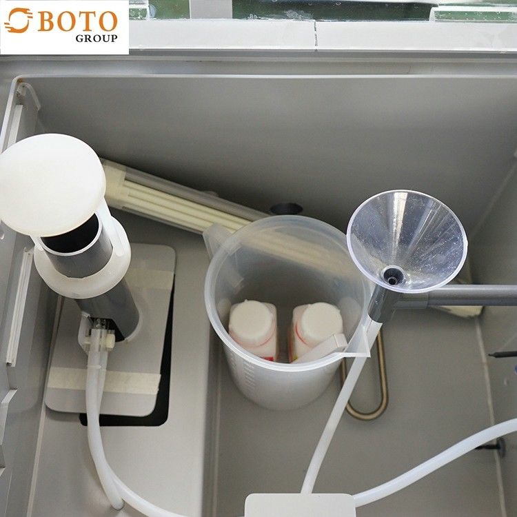 温度調整の塩スプレーのテスターの腐食テスト部屋が付いている塩水噴霧試験の部屋